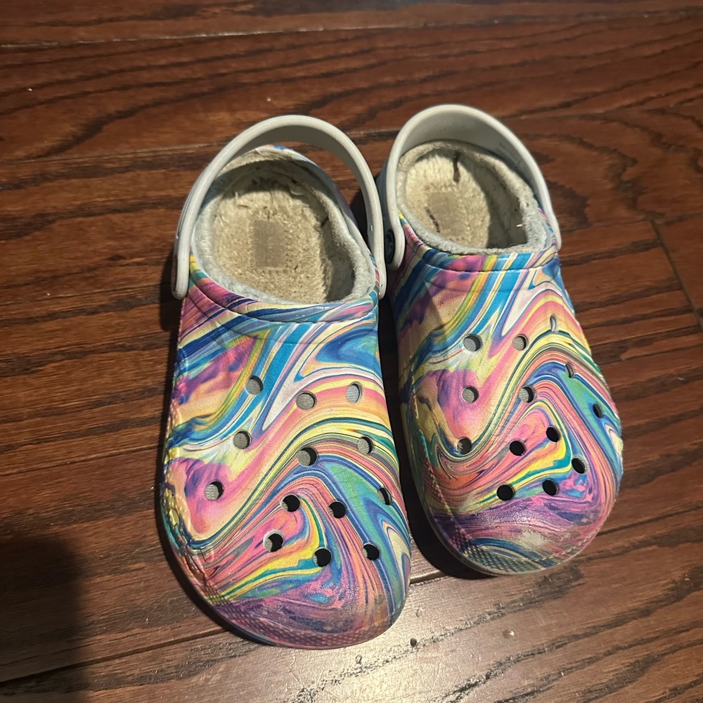 CROCS Kids Water Shoes with Colorful Swirl